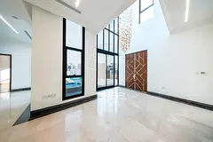 √ Luxurious Villa with Private Pool and 2 Majlis √