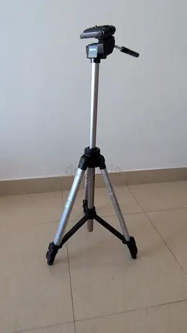 Hena Camera Tripod for Stable Shots