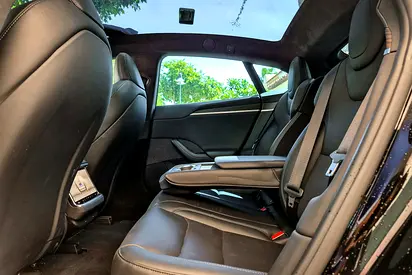 2024 Tesla MODEL S — фото 13