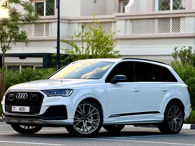 Audi Q7 S line 2020 GCC | WITH FULL SERVICE HISTORY BY AUDI DEALER | NEVER HAD ACCIDENT OR PAINT
