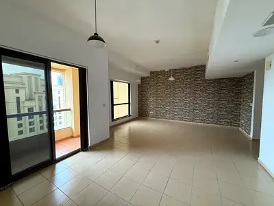 SPACIOUS AND BRIGHT | HIGH FLOOR | PRIME LOCATION