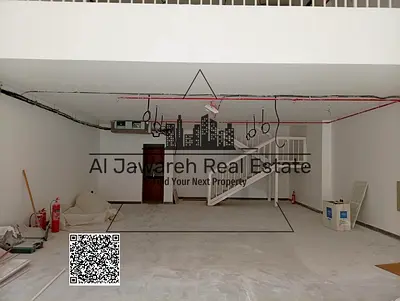 محل للايجار ميزانين اول مستخدم  في منطقة البستان بعجمان