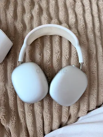 Apple AirPods Max Lightning charger