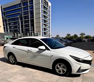 Sedan | 4 cylinders | 1.6L | 127HP | Petrol | Automatic | FWD | 4 doors | 4Gen