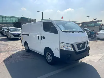 Nissan Urvan NV350 2022 - GCC Specs - Excellent Condition
