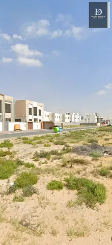 للبيع – أرض سكنية مميزة في الشارقة 🔥  📍 الموقع: الشارقة – منطقة حوشي (موقع مميز وهادئ)