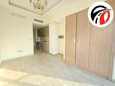 Ultra Modern Spacious Studio with Pool view