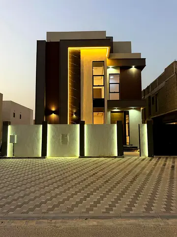 New villa for rent in Al Zahia area, Ajman. 6 master bedrooms, 2 living rooms, majlis, maid's room, storage room, swimming pool.