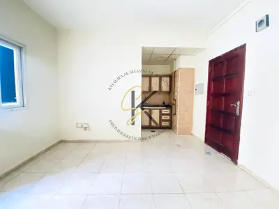Lavish Studio | With Split AC | Nearby Safari Mall | only Family |