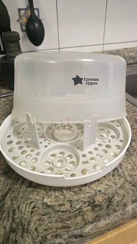 Tommee Tippee microwave bottle sterilizer - used, clean condition