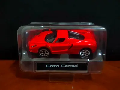 Enzo Ferrari Burago With Suspention