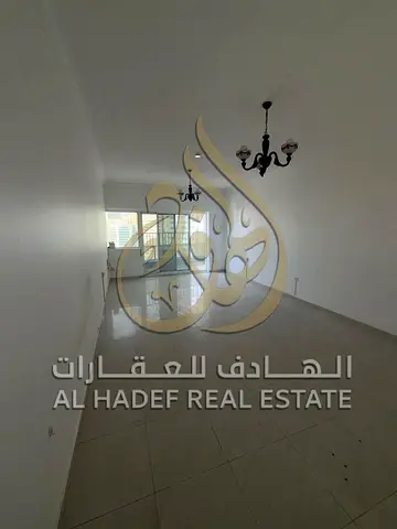 شقة 3 غرف وصالة للإيجار في القصباء مع باركن مجاني وأمان عالي