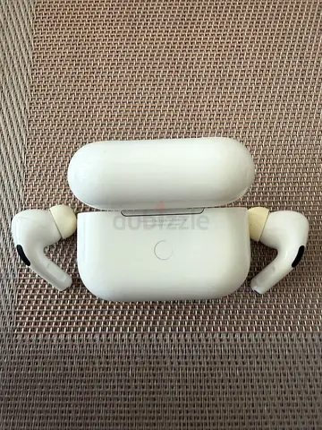 AirPod Pro 1 lightning cable