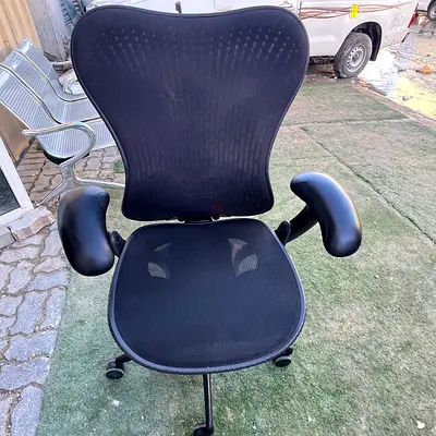 Herman miller Mirra 1 fully loaded