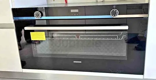 Siemens Built In Electric Compact Oven, 90 cm , Brand new  FREE DELIVERY +WARRENTY