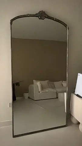 Standing mirror