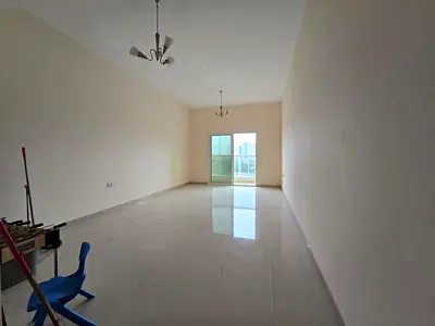 غرفه وصاله مع غرفه ماستر موقع مميز بلكونه اطلاله مفتوحه مساحه كبيره صيانه فري سكن عائلات
