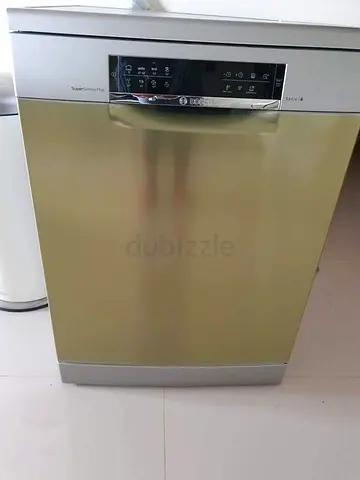 BOSCH Series 6 WIFI Connect 3 Racks Dishwasher Exellent Condition