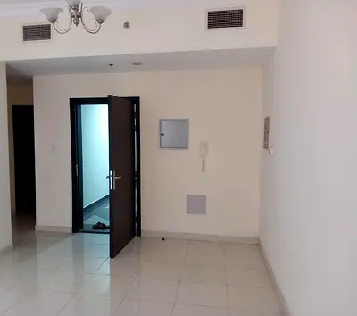 للبيع شقة غرفة وصالة في برج ليك تاور C4 – مدينة الإمارات، عجمان