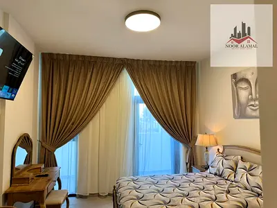 الشارقه الجاده لينك استديومفروش فرش فندقي ومطبخ فيه جميع الاغراض وحمام وبلكونه السعر 4200 شامل انترنت وباركن