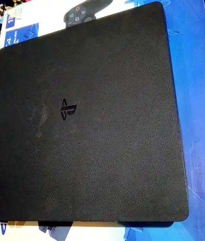 Sony PlayStation 4 Console slim