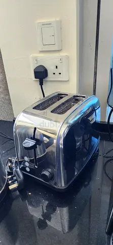 Black  Decker 2 Slice Long Cool Touch Toaster - ET222-B5