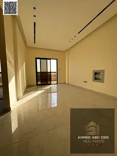 Luxury first-occupancy apartment with 2 master bedrooms, spacious living room, equipped kitchen, 3