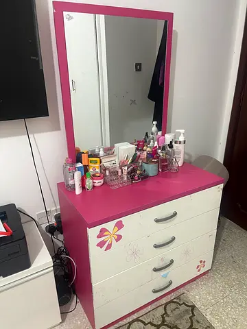 Kids bedroom