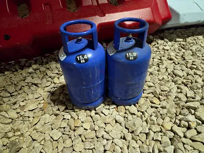 Gas Cylinders for Sale - Good Condition with Gas 2pic