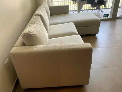 Crategbarrel L Shape Sofa Beige Good condition