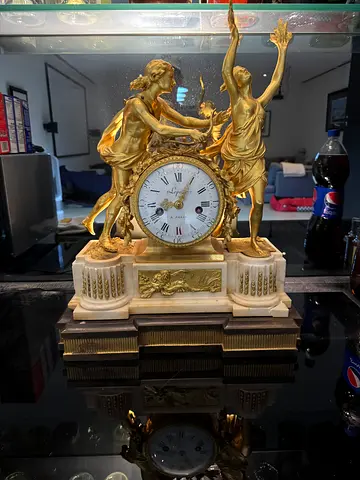 Antique mantel clock