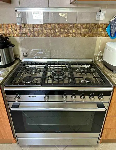 Siemens top gas with electric oven stove freestanding