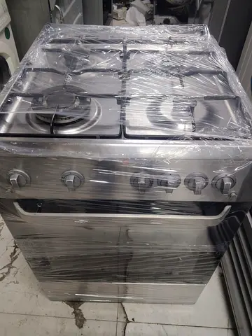 Beko 4-burner stainless steel gas cooker with oven (good condition)