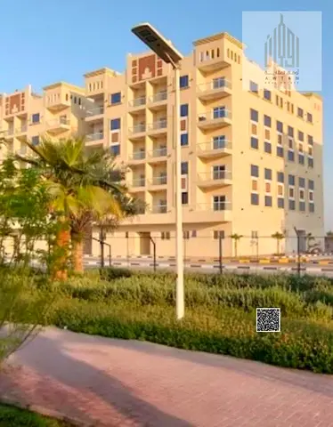 استوديو للبيع في قرية الأميرة فرصة استثمارية جاهز للسكن