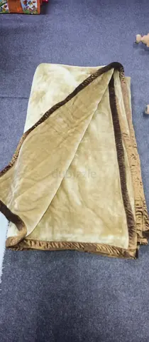 Double bed size soft blanket