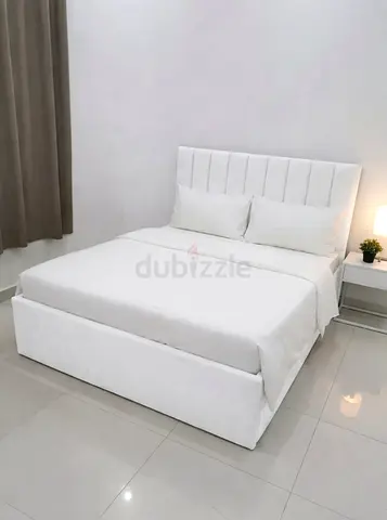Brand New Queen size bed storage bed with medical mattress good quality Queen bed