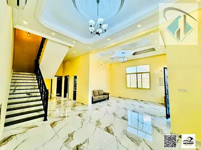 A corner villa for rent for 85,000, consisting of 5 rooms, a majlis, a hall, and a roof.