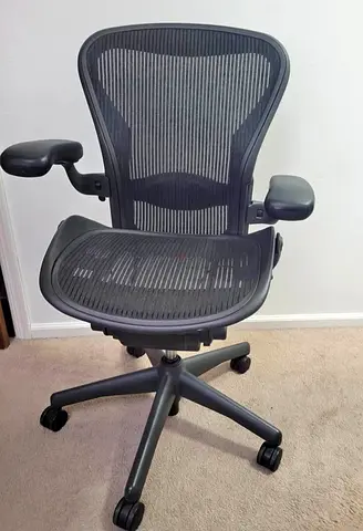 For Sale Herman Miller Aeron Chair -  Size B And C Fully Loaded