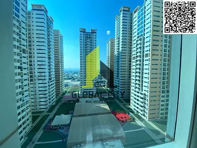 شقة واسعة مكونة من غرفتي نوم وصالة بإطلالة على الحديقة للبيع في أفضل مجمع سكني، أبراج عجمان وان، منطقة الرشيدية 3، مساحة إجمالية 1616 قدم مربع، مع موق