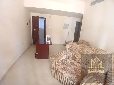 WOW \\ LOOK LIKE A SPACIOUS GORGEOUS APARTMENT \\ AT THE PRIME LOCATION \\ FAMILY BUILDING \\ just 30k