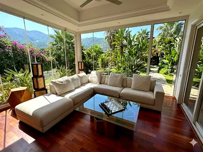 Chattles and more Samoa L shape sofa