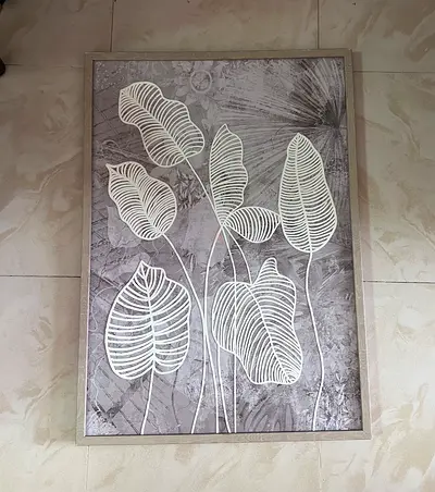 Elegant Leaf Decor frame