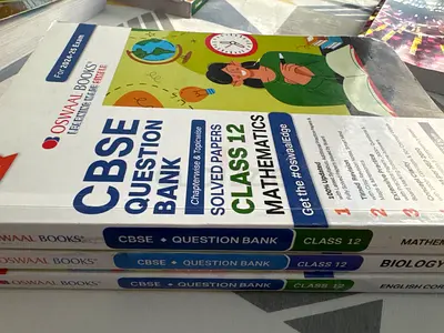 Oswaal Books CBSE Question Bank Solved Papers for Class 12