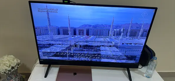 Philips 42-Inch TV for Sale  • Brand: Philips • Size: 42 inches • Type: LED (Non-Smart TV) • Conditi