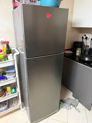 Hoover Fridge Freezer in Stainless Steel,