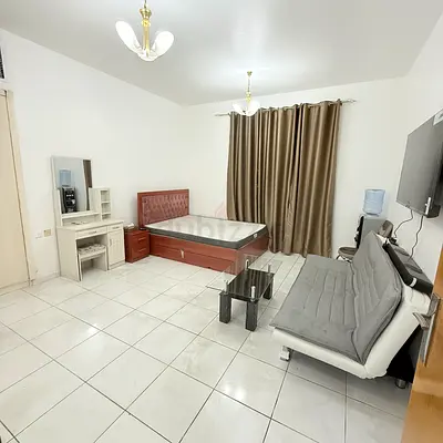 Luxury Private Bedroom Available In Sheikh Zayed Road Area