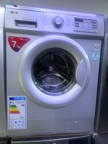 LG washing machine 7 kg same like a new condition