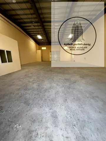 A unique opportunity for annual rent – ​​a spacious, multi-purpose warehouse in Umm Al Quwain (Umm Al Thu'ub) with reliable electricity.