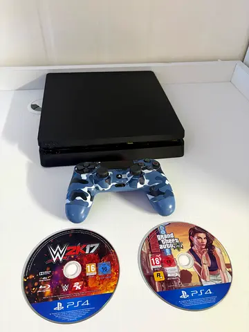 PS4 slim with gta and 2k