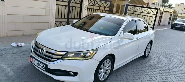 Honda Accord 2015 – 2.4L i-VTEC – Clean  Reliable